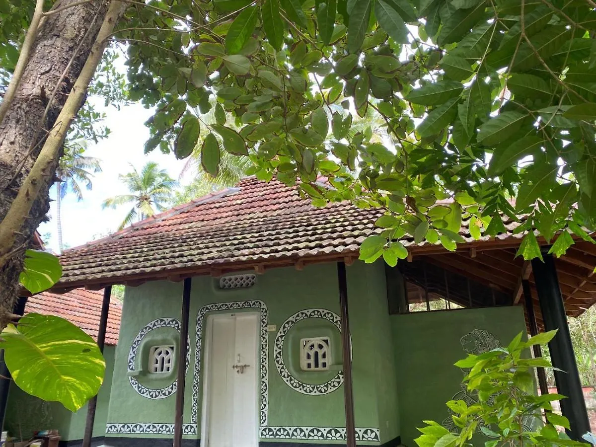 Resort Lumuma Otel Varkala