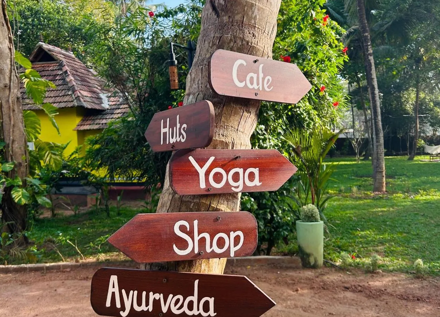 Lumuma Otel Varkala Hindistan